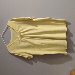 Woman Within 1X Soft Yellow V-Neck Tee‎